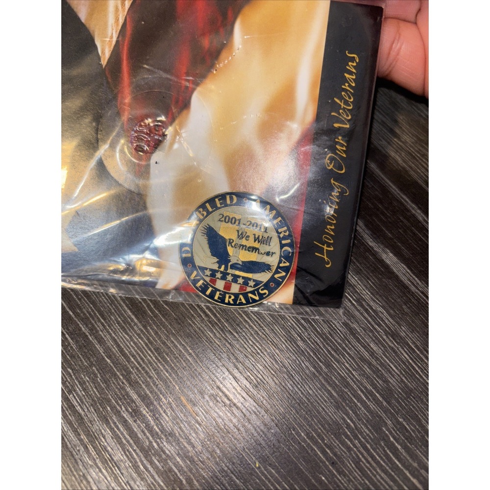 DAV 2001-2011 Collectors Edition Veterans Day‎ CoinWe Will Remember Twin Towers - Picture 2 of 3